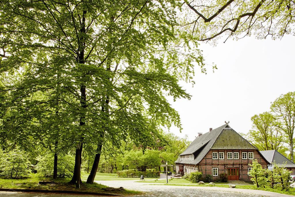 Отель Landhaus Haverbeckhof Niederhaverbeck Экстерьер фото