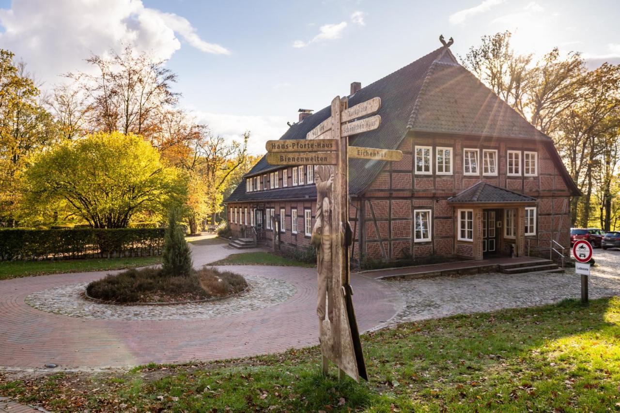 Отель Landhaus Haverbeckhof Niederhaverbeck Экстерьер фото